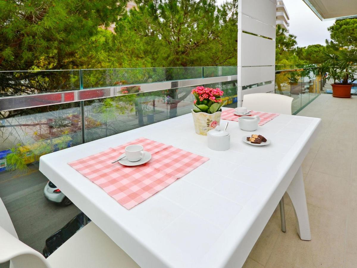Apartment Fiore-2 By Interhome Lignano Sabbiadoro Luaran gambar